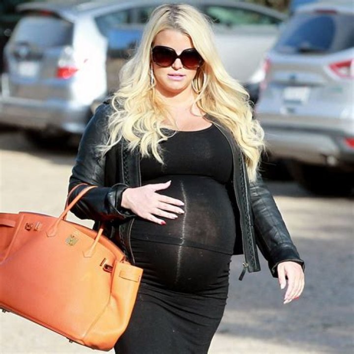 Pregnant Jessica Simpson Seemingly Reveals Her Baby’s Name — and It’s Adorable!