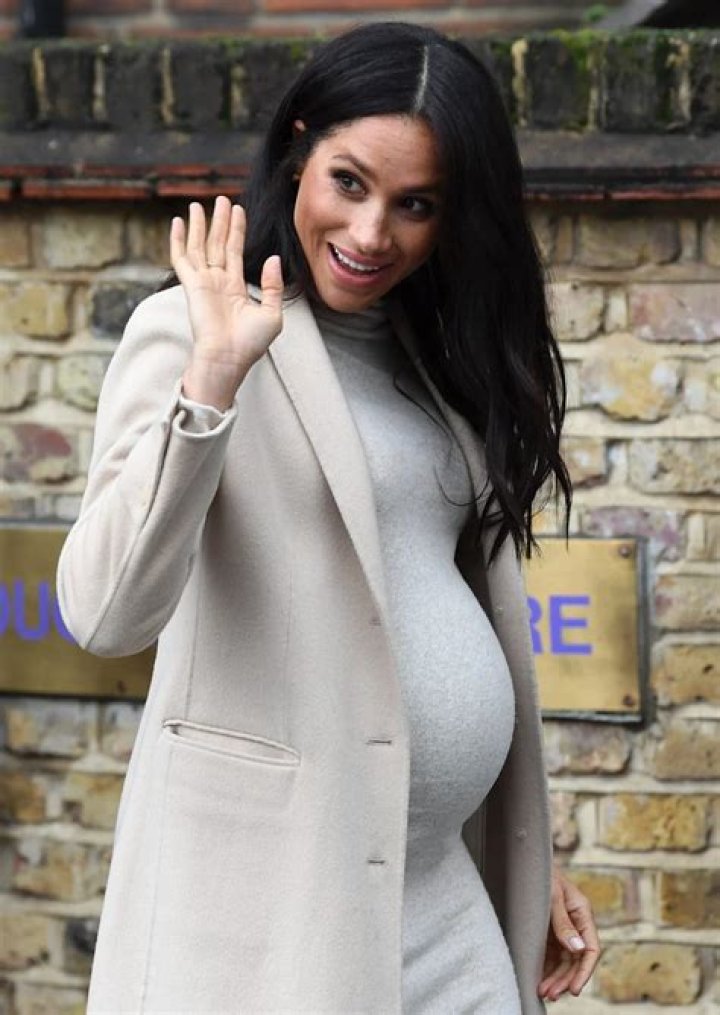 Pregnant Meghan Markle Is Totally Glowing At The 2018 British Fashion Awards