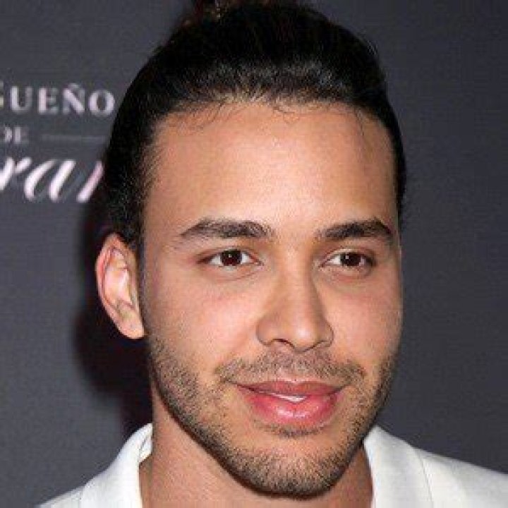 Prince Royce (Cantante Pop) - Edad, cumpleaños, biografía, hechos, familia, patrimonio neto, altura y más