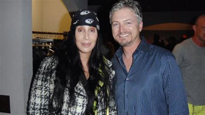 ¿Qué pasó con el hijo de Cher, Elijah? – Celebrity.fm