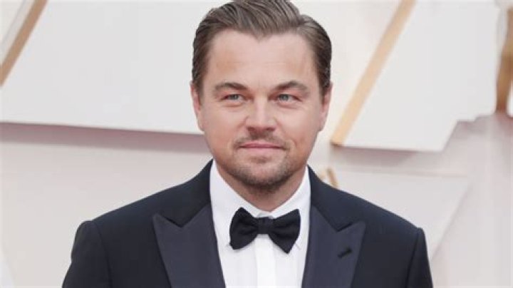 ¿Quién es más alto Leonardo Dicaprio o Brad Pitt? – Celebrity.fm