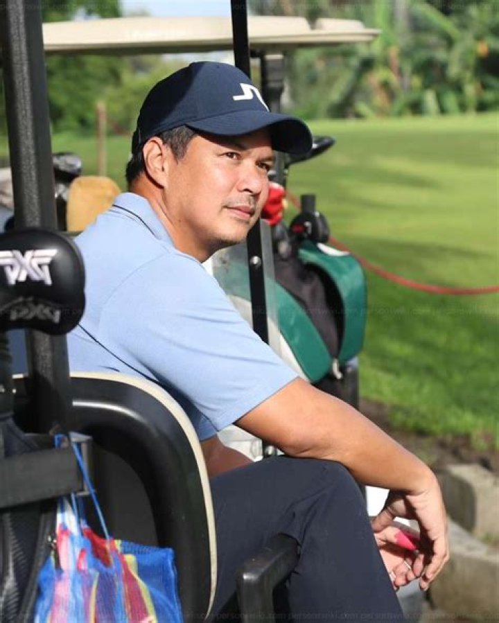 Raymart Santiago Biography, Age, Height, Wife, Net Worth, Family