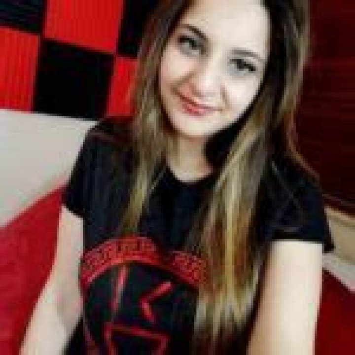 Realrosesarered Bio | Age, Wiki, Net worth, Height, ethnicity, boyfriend|