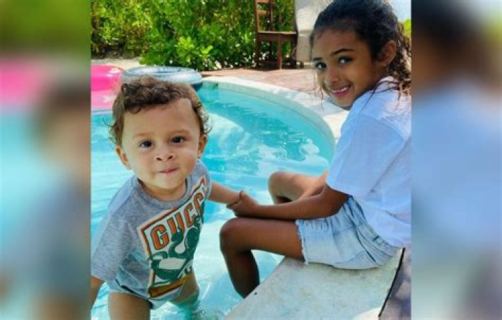 REPORTChris Brown Being Sued For Child Support by Baby Mama Nia Guzman