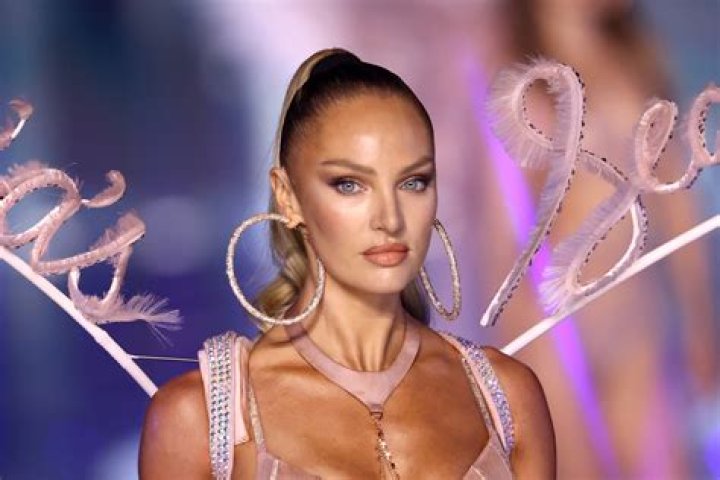 REPORTVictoria’s Secret Model Candice Swanepoel is Pregnant With Baby No. 1!