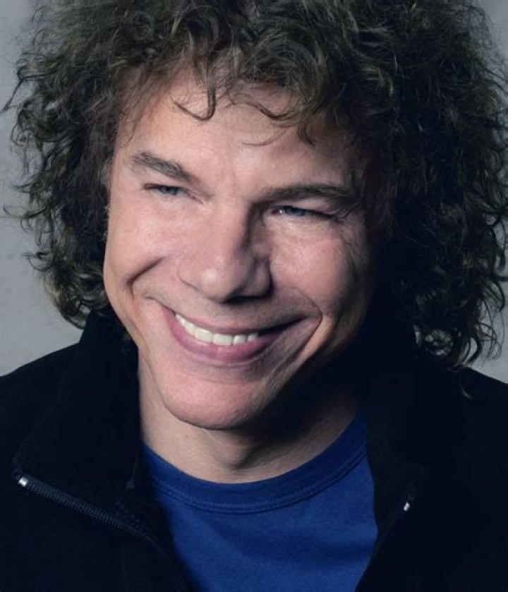 Riccardo Cocciante biografía, edad, altura, esposo, net worth, familia