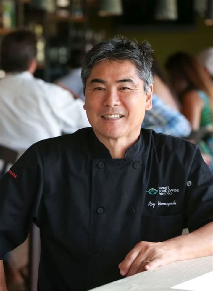 Roy Yamaguchi biografía, edad, altura, esposo, net worth, familia