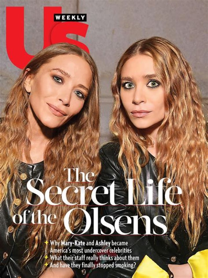 See Mary-Kate and Ashley Olsen’s $55,000 Pill-Covered Bag (PHOTO)