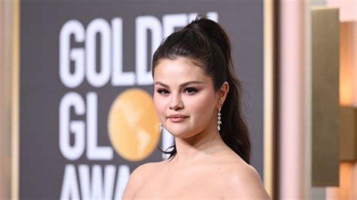 Selena Gomez’s New Haircut Has Fans Seriously Worried — Find out Why!