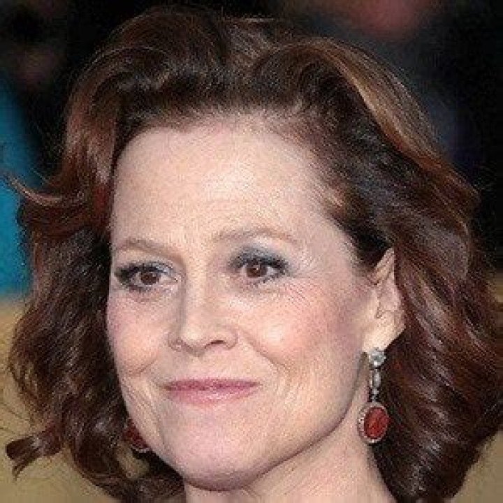 Sigourney Weaver (Movie Actress) - Age, Birthday, Bio, Facts, Family, Net Worth, Height & More