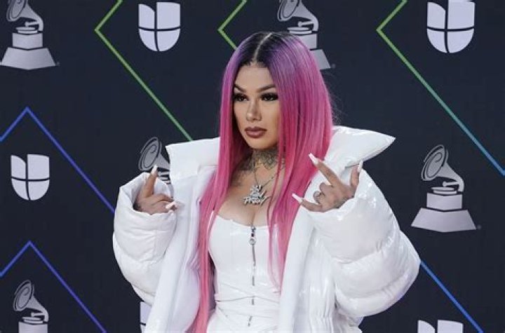Snow tha Product