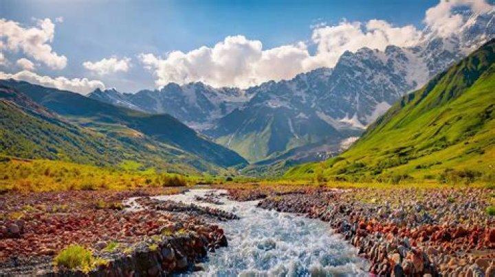 Step Inside This Enormous Natural Wonder