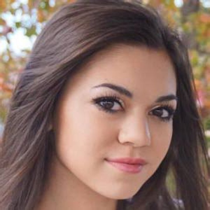 Steph Pappas Age - Bio, Wiki, Height, Net Worth, Relationship (2023)