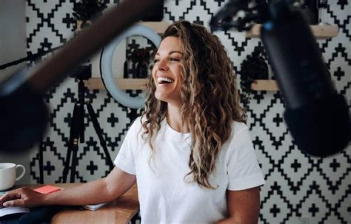 Sunny Lenarduzzi (Estrella de YouTube) - Edad, cumpleaños, biografía, hechos, familia, patrimonio neto, altura y más