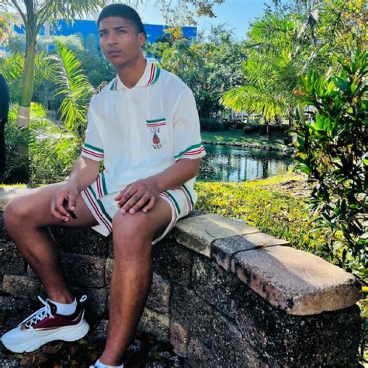Superstar Pride (Rapper) - Age, Birthday, Bio, Facts, Family, Net Worth, Height & More