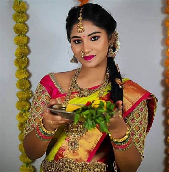 Swathi Sathish (Actress) Wiki, Biography, Age, Height, Family, Parents, Caste, Education, Movies & More