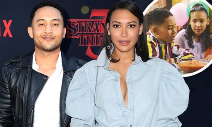 Tahj Mowry (TV Actor) - Age, Birthday, Bio, Facts, Family, Net Worth, Height & More