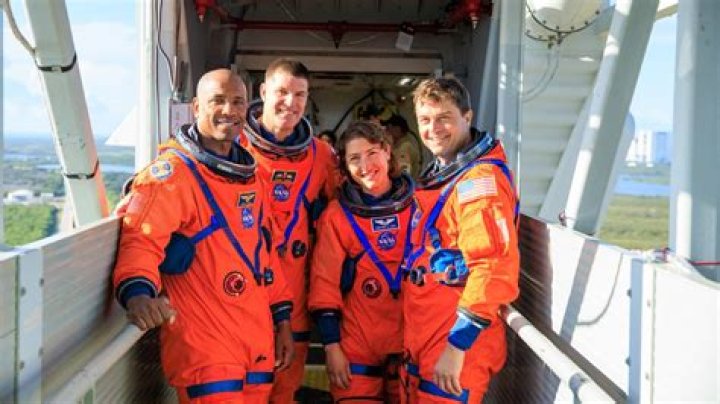 Taking Off! Nickelodeon’s ‘The Astronauts’ Premieres with Special Drive-In Screening