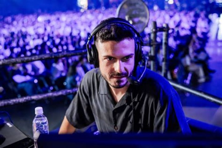 Tarik Net Worth 2023: What Is The Streamer Worth?