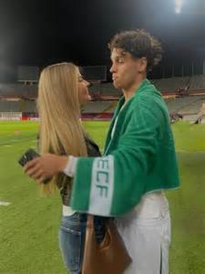 ¿Tatiana Grant tiene Instagram?