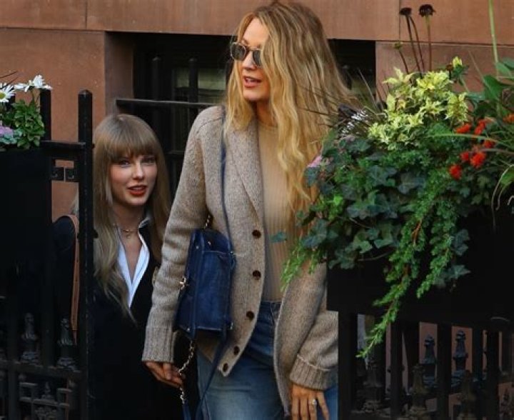 Taylor Swift Low-Key Shaded Kim Kardashian on National Snake Day