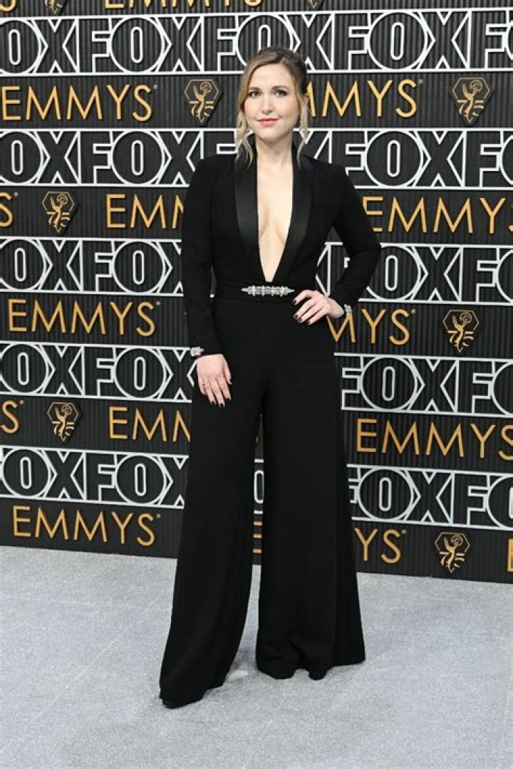 Taylor Tomlinson Net Worth: Age, Height, Zodiac Sign, Bio Career And Weight