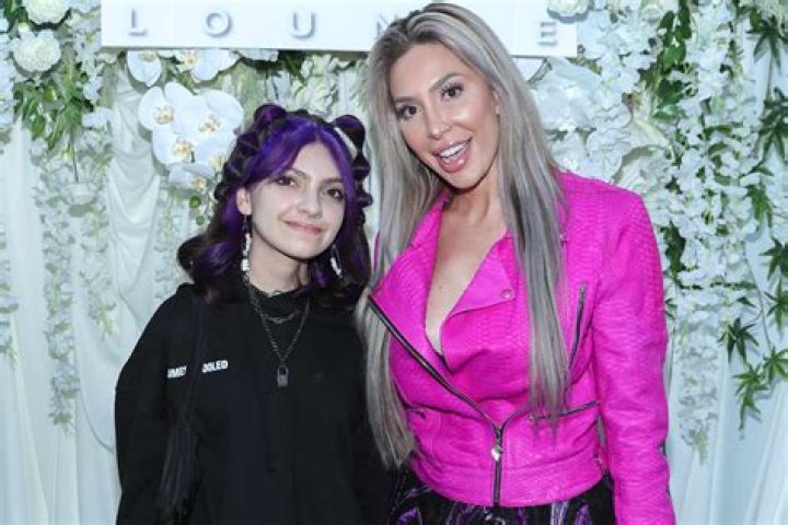 ‘Teen Mom’ Alum Farrah Abraham Celebrates Film School Graduation With Daughter Sophia in Beverly Hills
