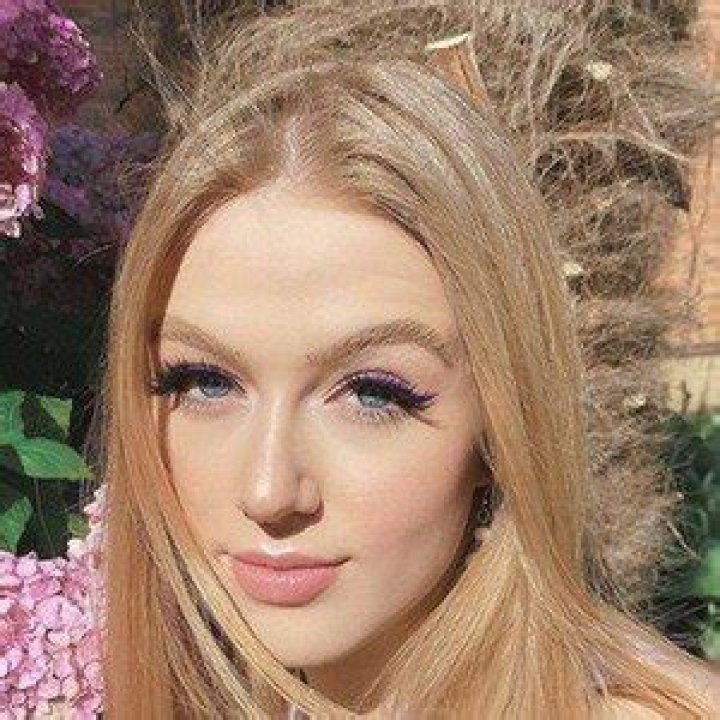 Tessa Bear (TikTok Star) - Age, Birthday, Bio, Facts, Family, Net Worth, Height & More