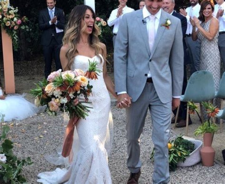 ‘The Bachelor’ Alum Tenley Molzahn Is Finally Married — See Pics From Her Wedding!