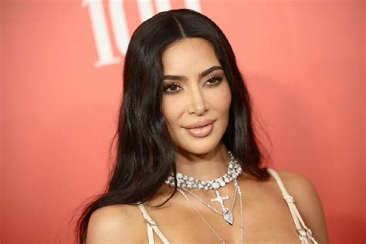 There’s a New Kim Kardashian Lookalike Taking Over the Internet — and She May Be the Best One Yet!