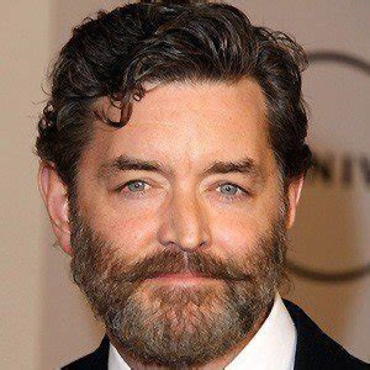 Timothy Omundson (TV Actor) - Age, Birthday, Bio, Facts, Family, Net Worth, Height & More