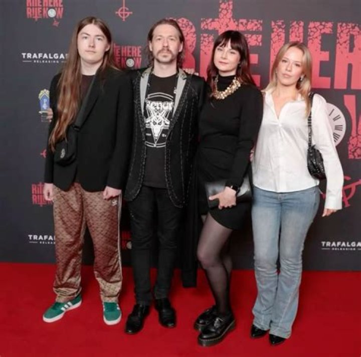 Tobias Phillips Age | Wiki, Net worth, Bio, Height, Girlfriend?