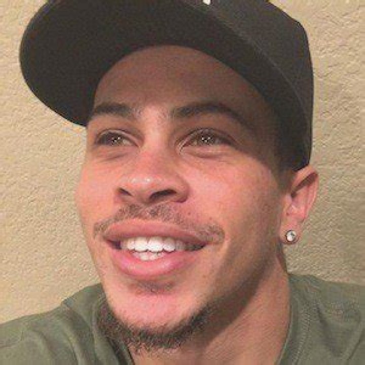 Travie Williams (YouTube Star) - Age, Birthday, Bio, Facts, Family, Net Worth, Height & More