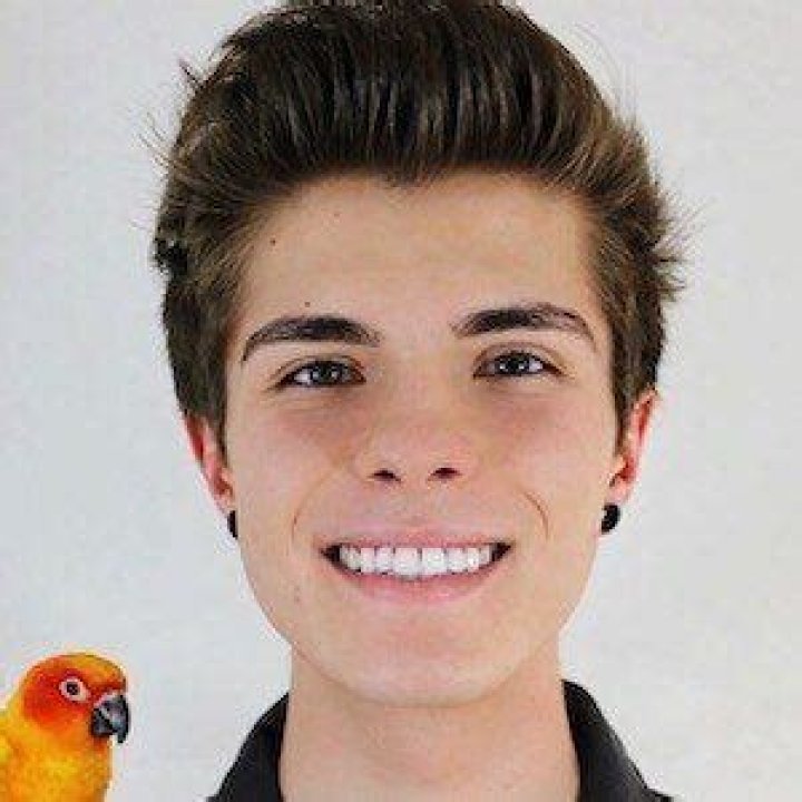 Tyler Rugge (YouTube Star) - Age, Birthday, Bio, Facts, Family, Net Worth, Height & More