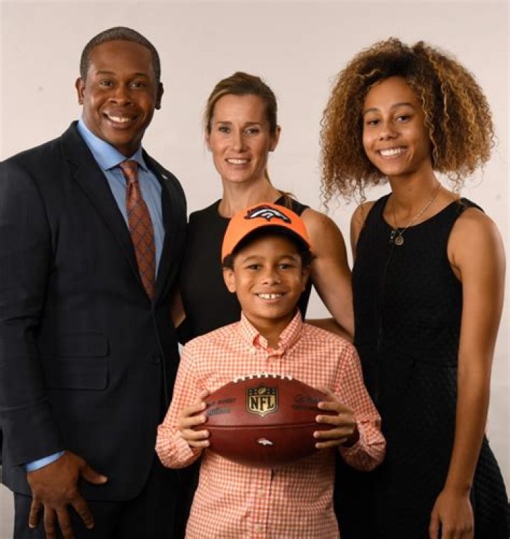 Vance Joseph Bio, Family, Wife, Allegations, Denver Broncos, Net worth