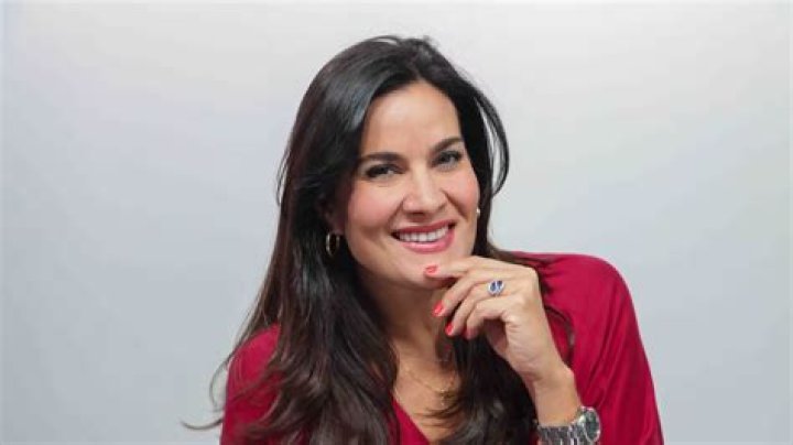 Vanessa de la Torre Biography, Age, Height, Husband, Net Worth, Family