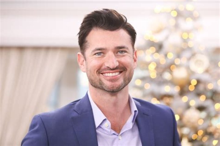 What host left QVC? – Celebrity.fm – #1 Official Stars, Business & People Network, Wiki, Success story, Biography & Quotes