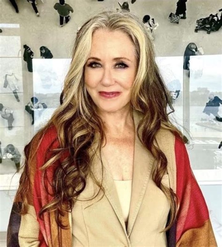 Where is actress Mary McDonnell today? – Celebrity.fm – #1 Official Stars, Business & People Network, Wiki, Success story, Biography & Quotes