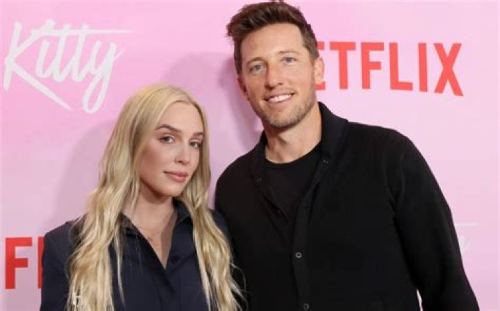 Who is Alexandra Cooper? BIO, Net Worth, Boyfriend, Age, Height, Parents, Ethnicity