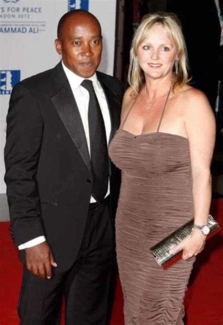 Who Is Anthony Hamilton? Wiki, Age, Wife, Net Worth, Family & Facts About Lewis Hamilton’s Father