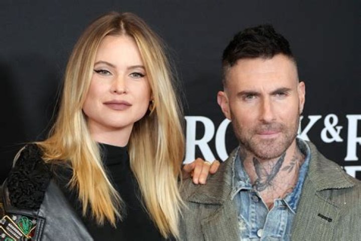 Who is Ashley Russell 'Adam Levine's Accuser'? Wiki, Biography, Age, Boyfriend, Family, Instagram & More