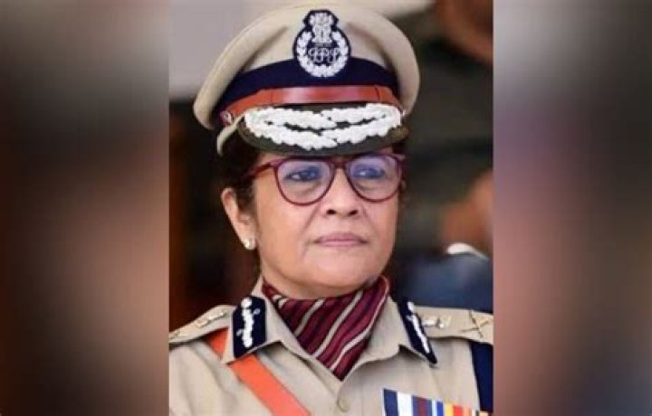 Who Is Nina Singh IPS? Biography, Wiki, Age, Husband, Family, Education & Career