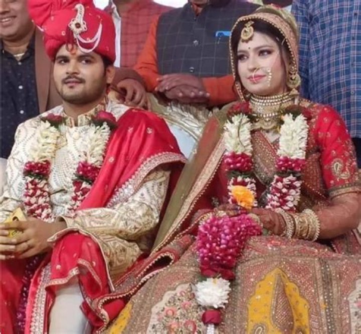 Who is Shivani Pandey Kallu? Wiki, Biography, Age, Family & Facts About Arvind Akela Kallu's Wife