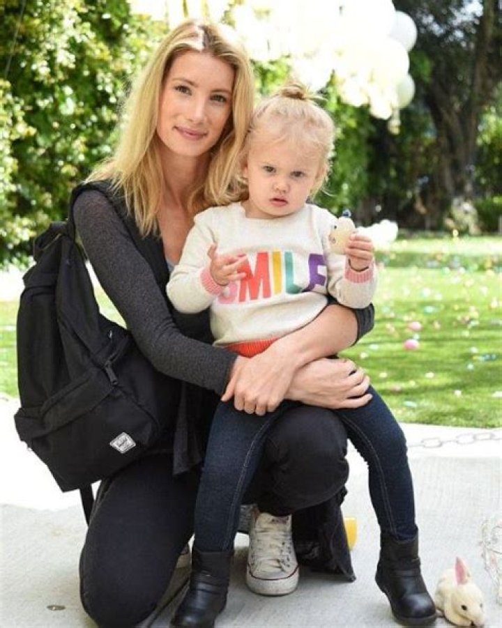 Who is Sonni Pacheco? Wiki, Biography, Net worth, Husband, Kids, Age, Height, Parents & More