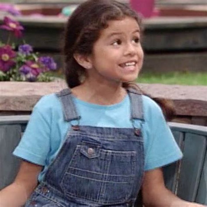 Why did Selena Gomez leave Barney?