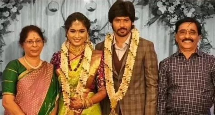 Wiki, Biography, Wife, Age, Family, Girlfriend, Caste, Height & More