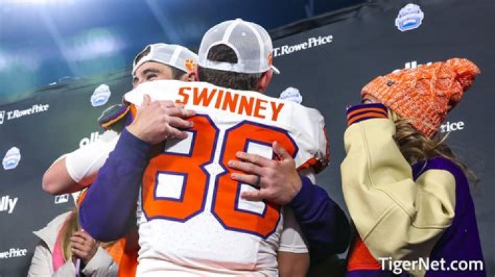 Will Swinney (Football Player) - Age, Birthday, Bio, Facts, Family, Net Worth, Height & More