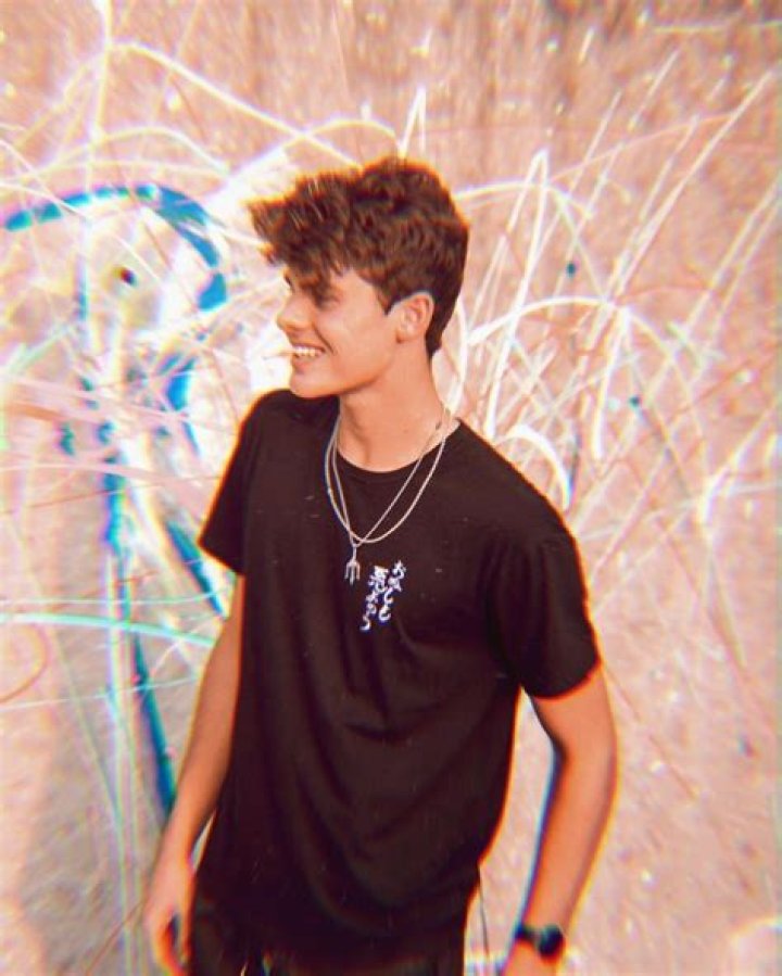 William Papa Age | Wiki, Net worth, Bio, Height, Girlfriend?