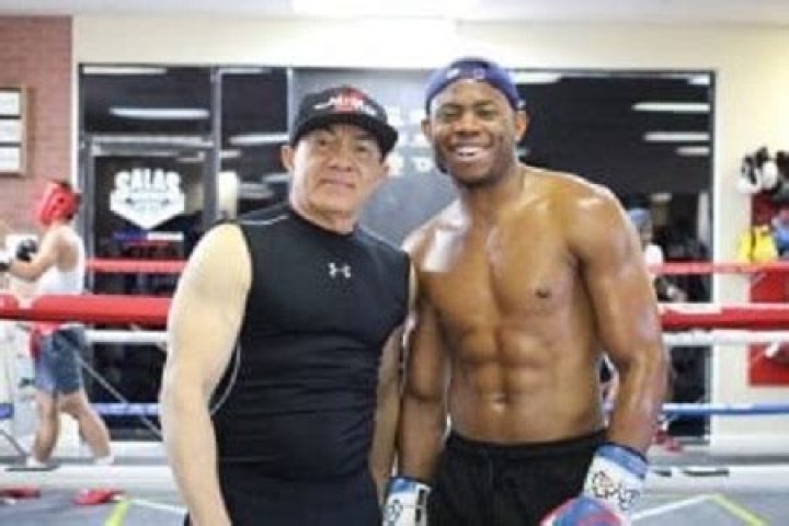 Yoelvis Gomez (Boxer) Height, Weight, Age, Wiki, Biography, Wife, Parents, Family, Net worth & More