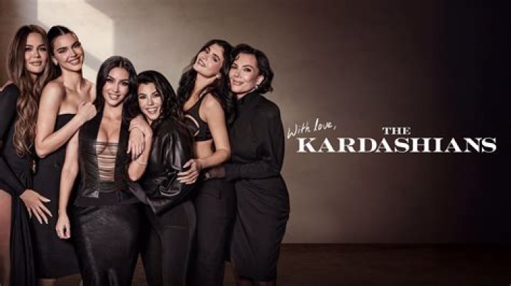 You Know You’ve Been Curious About the Salads the Kardashians Are Always Eating